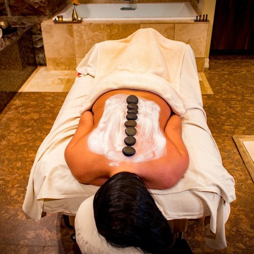 30 minutes Hot Sone Massage